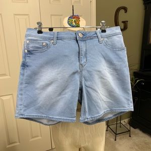 Seven Denim Shorts Size: 16